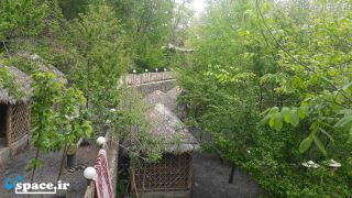 محوطه باغ خانه بومی بهشت دهبار - طرقبه - دهبار